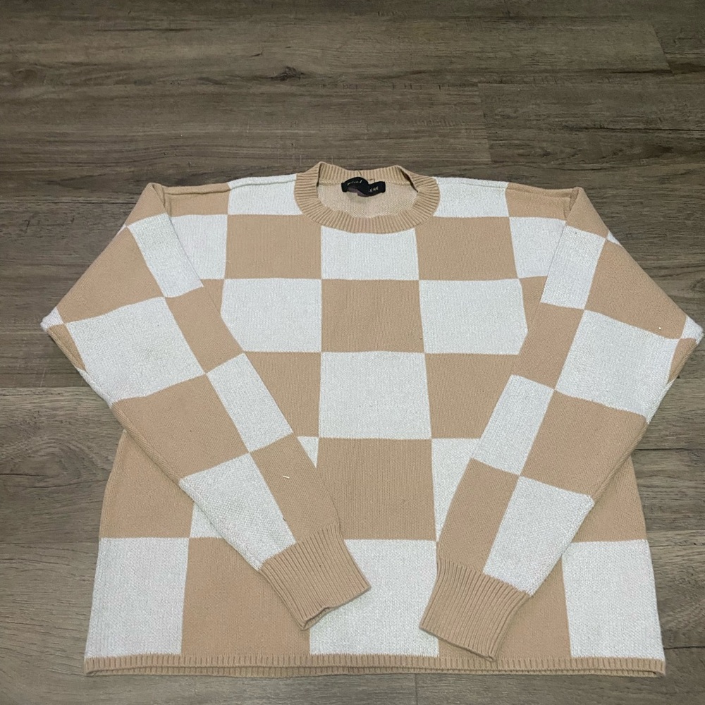 Checkered Beige and White Sweater